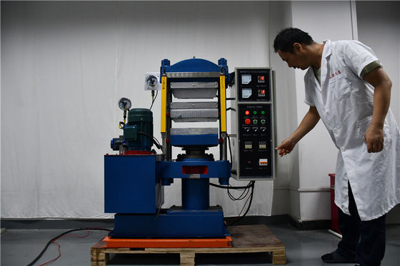 Vulcanisateur plat 25T pour le pressage de divers produits moulés 350×350mm