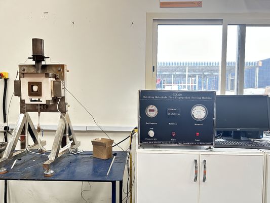 BS476-7 Matériaux de construction Équipement d'essai de laboratoire Appareil d'essai de propagation de la flamme de surface Machine d'inflammabilité