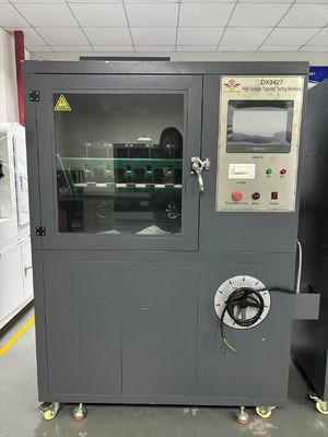 Le traçage des fuites haute tension est testé sur une machine d'essai pendant 6 à 10 heures