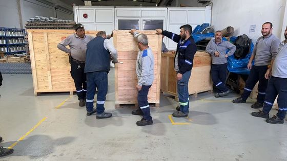 Machine de test de tension multiple pour isolants polymères de tension 380V d'une capacité de 2 tonnes