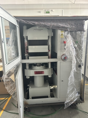 Machine de moulage par compression automatique de caoutchouc